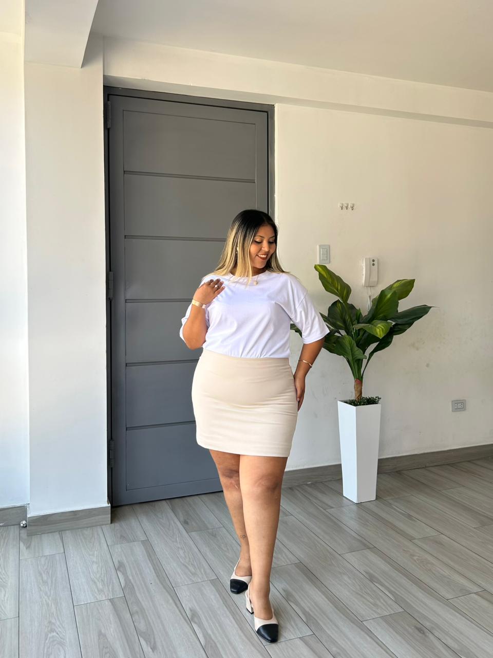 Falda Dana